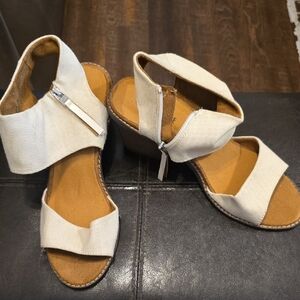 Chic Cream Wedge Sandals